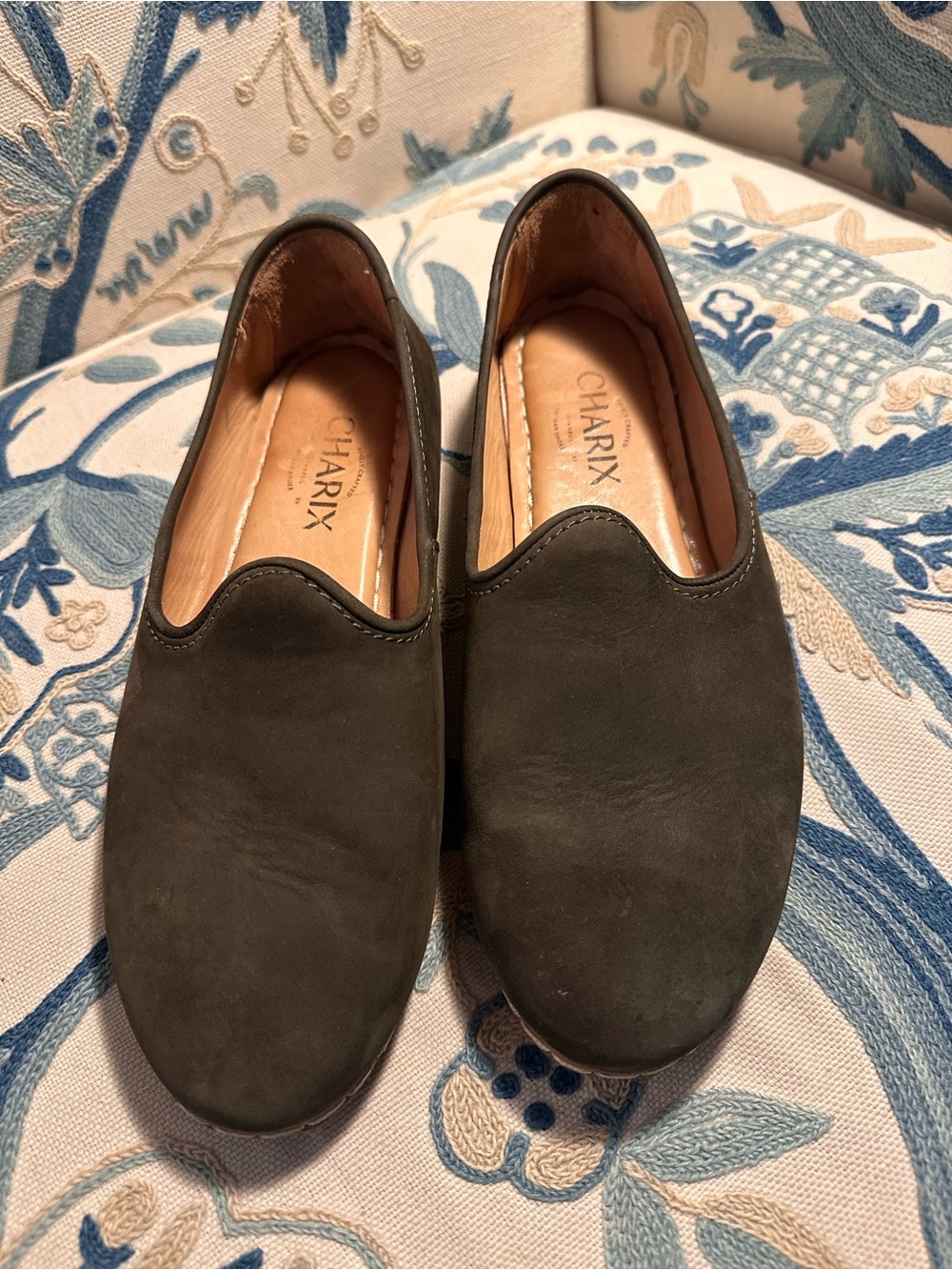 Charix Women’s Dark Brown Suede Loafers